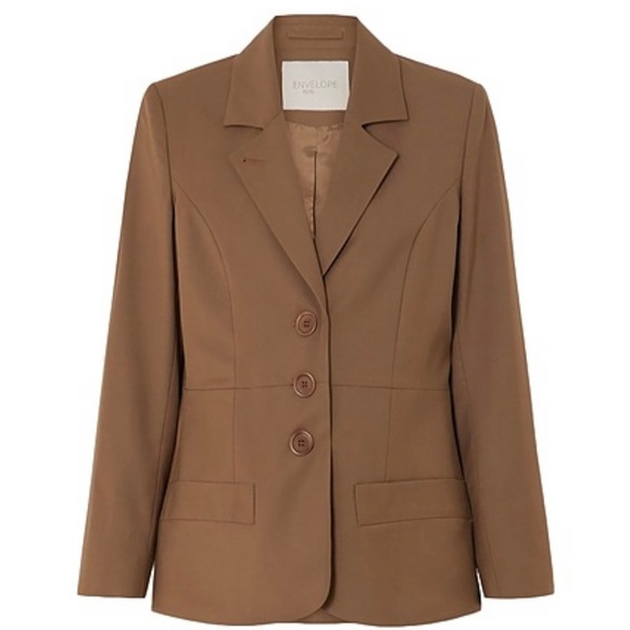 THE BEIGE BLAZER by Envelope1976 - Picture 2 of 7